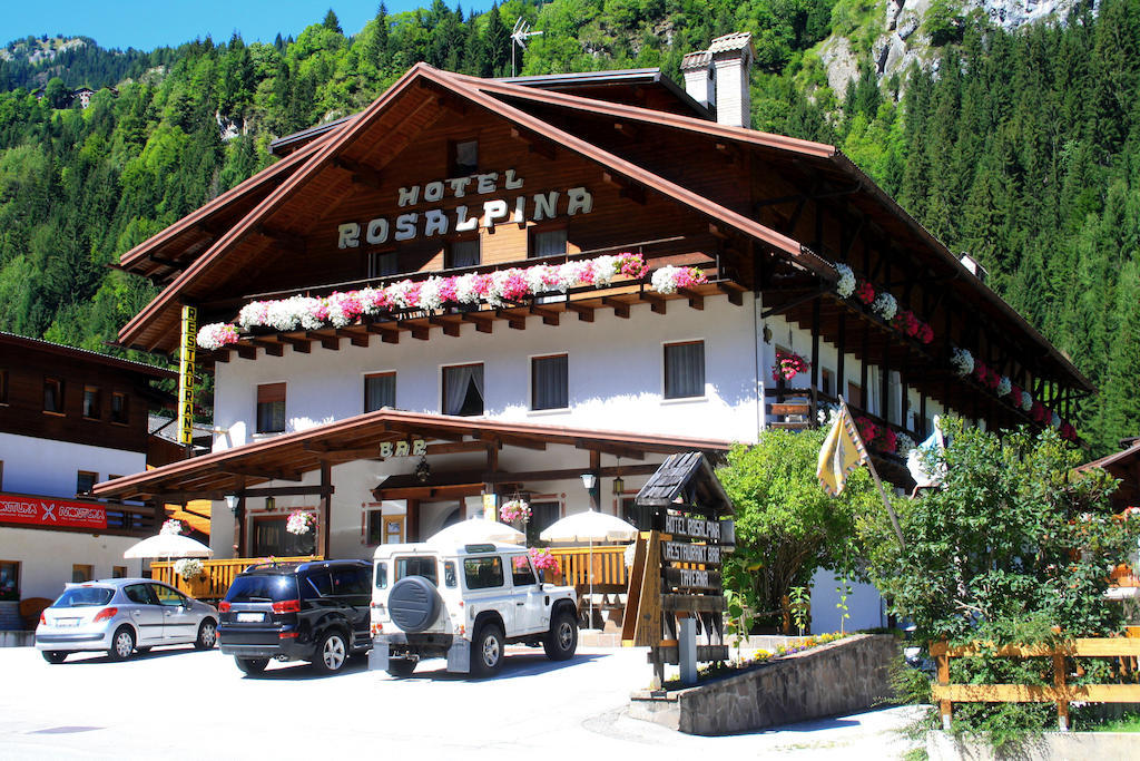 Hotel Rosalpina Rocca Pietore Exterior foto